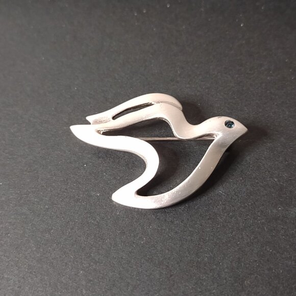 Silver Tone Metal Bird Brooch - Picture 5 of 8